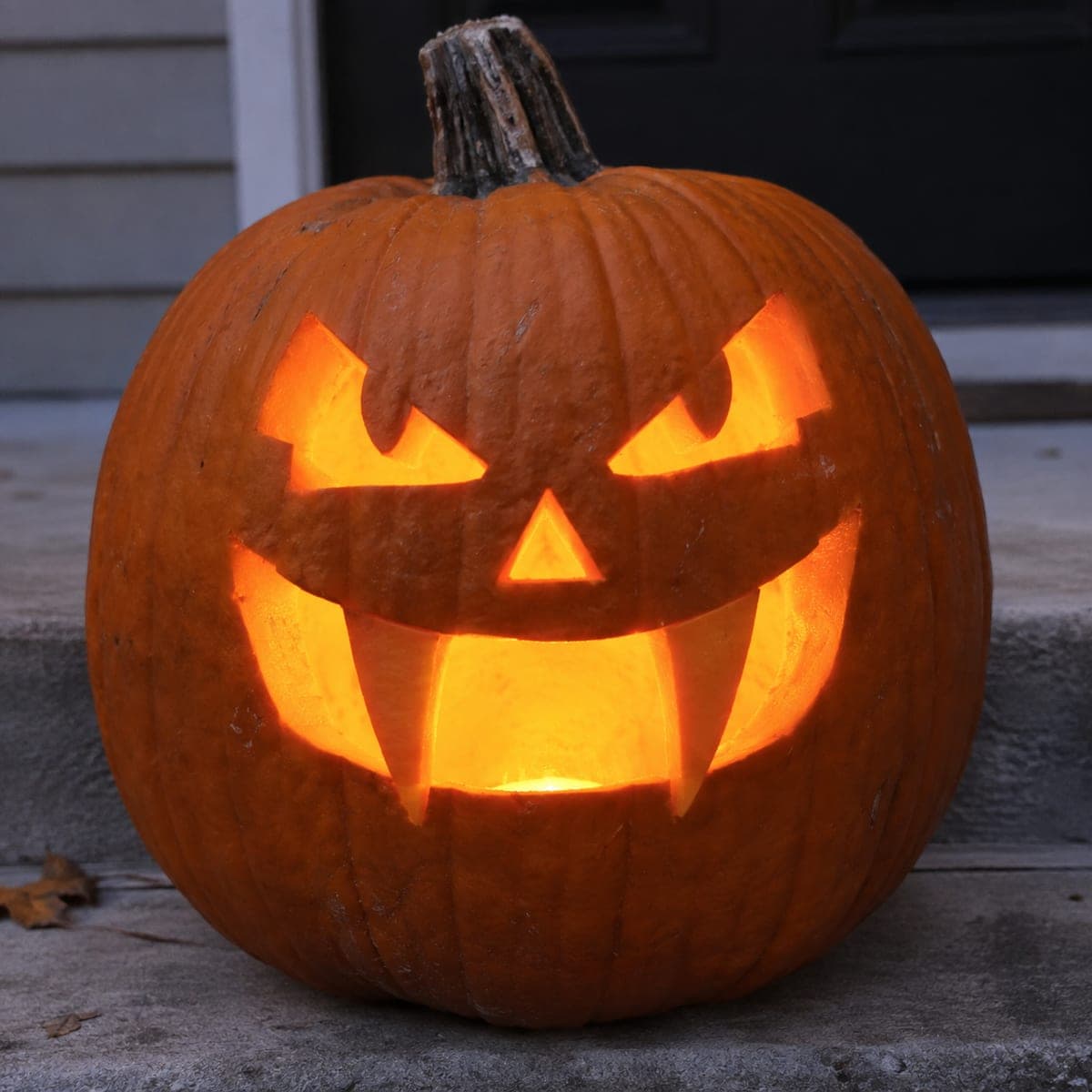 The Sinister Sneer pumpkin stencil